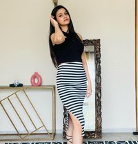 Unfiltered Bliss – Cash Brings You Close - puta in Kolkata Photo 9 of 10