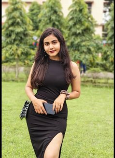 Unfiltered Bliss – Cash Brings You Close - escort in Kolkata Photo 5 of 6