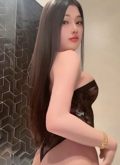 unforgettable sex goddesss - Transsexual escort in Abu Dhabi Photo 9 of 11