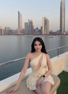 unforgettable sex goddesss - Transsexual escort in Abu Dhabi Photo 4 of 5