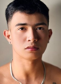 Unico Carlos - Male escort in Makati City Photo 2 of 6