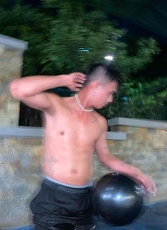 Unico Carlos - Male escort in Makati City Photo 3 of 6