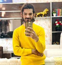 Unique - Male escort in Beijing