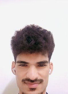 Unique - Male escort in Shanghai Photo 6 of 6