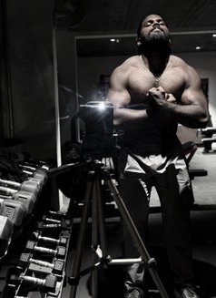 Unlimited fun🥵🤤,No Restrictions - Male escort in Hyderabad Photo 2 of 2