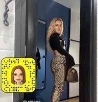 ليس في البحرين. مدينة الخبر - Transsexual escort in Jeddah