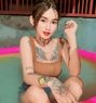Unlimited Show for You - Transsexual escort in Manila Photo 1 of 6