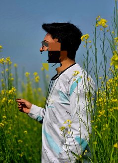 Unstoppable Rahul - Male escort in Kolkata Photo 2 of 5