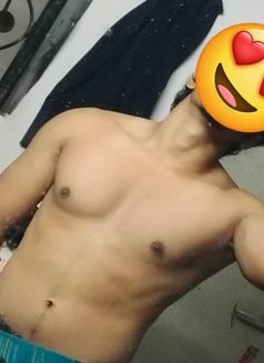 Independent call boy for Female - Male escort in New Delhi Photo 4 of 5