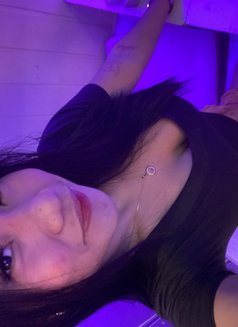 Ur Booty Gyrl - puta in Manila Photo 2 of 7