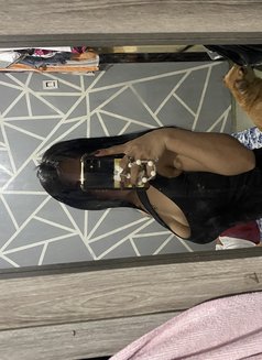 Ur Booty Gyrl - puta in Manila Photo 5 of 7