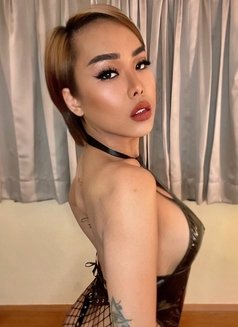 TOP/BOTTOM FILIPINA JAPANESE - Transsexual escort in Bangkok Photo 1 of 28