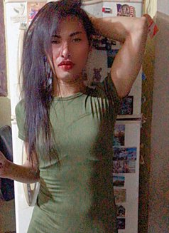 Ur Ligaya - Transsexual escort in Davao Photo 3 of 5