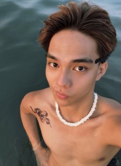 Ur Prince - Male escort in Phuket Photo 4 of 5