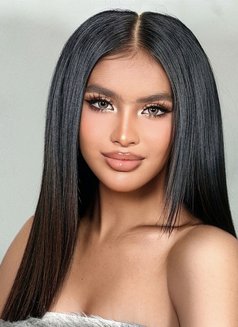 Ur Seductive Arab Baby - Transsexual escort in Makati City Photo 3 of 5