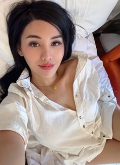 ur SKY is here - escort in Kuala Lumpur Photo 22 of 27