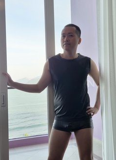 Urbanguide - Male companion in Ho Chi Minh City Photo 3 of 6