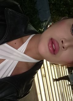 UrBigAss and Curvy Babe Catt - escort in Hong Kong Photo 28 of 30