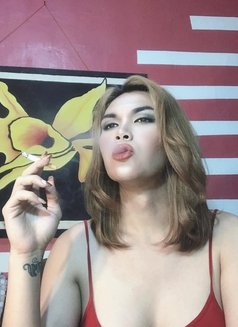 DOMINATRIX LOOKING FOR CUMSLUT - Dominadora transexual in Manila Photo 29 of 30