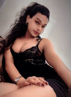 Urfi - Transsexual escort in New Delhi Photo 8 of 10