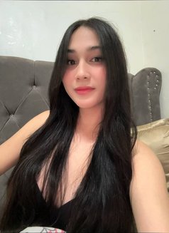 Urjhen - Acompañantes transexual in Manila Photo 5 of 5