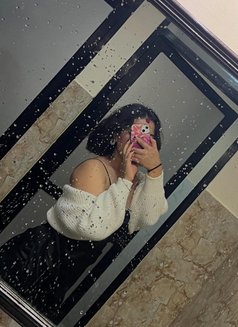 Urmila meet and pay service - escort in Kathmandu Photo 2 of 2