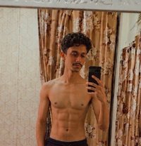 Urooj - Male escort in New Delhi