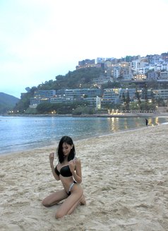 Ursexy Trina - Transsexual escort in Hong Kong Photo 5 of 7