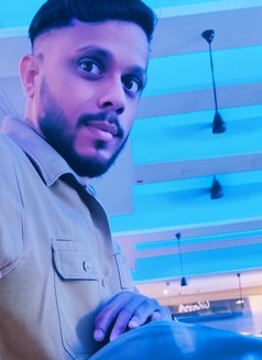 Urslove - Acompañantes masculino in Mumbai Photo 5 of 5