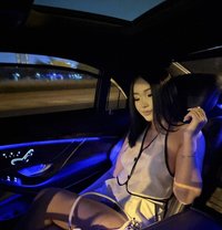Ursula - puta in Dubai
