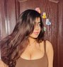 Urvashi - puta in Kolkata Photo 1 of 3