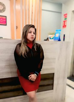 Urvashi - escort in Mumbai Photo 1 of 1