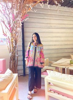 Urvashi - escort in Ahmedabad Photo 2 of 5