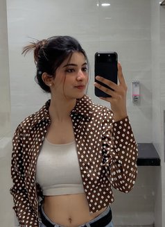 Urvashi - escort in Ahmedabad Photo 5 of 5