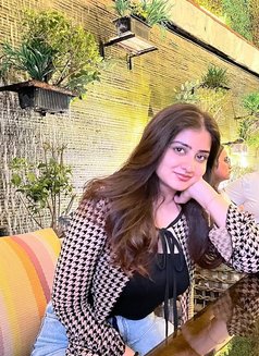 Urvashi - escort in Shillong Photo 1 of 7