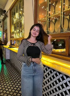 Urvashi - escort in Shillong Photo 6 of 7