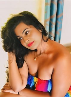 Urvashi - Acompañantes transexual in Kolkata Photo 11 of 12