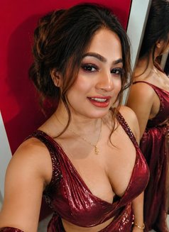 Urvashi - Transsexual escort in Kochi Photo 24 of 26