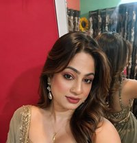 Urvashi - Transsexual escort in Kochi Photo 25 of 26