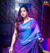 Urvashi - Acompañantes transexual in Kolkata Photo 8 of 12