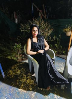 Urvashi - Transsexual escort in Mumbai Photo 1 of 1