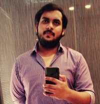 Usama - Intérprete masculino de adultos in Lahore