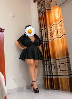 Usha Nawarathna - escort in Colombo Photo 11 of 13