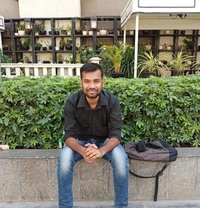 Utkarsh - Acompañantes masculino in Pune