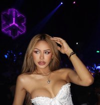 Uynnie - Transsexual escort in Dubai