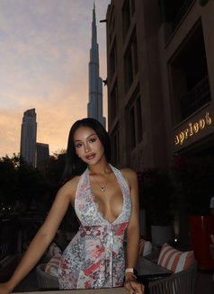 Uynnie - Transsexual escort in Dubai Photo 6 of 8