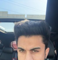 Uzi - Male escort in New Delhi