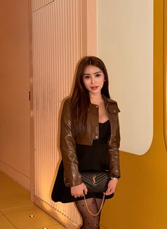 V a n a - escort in Bangkok Photo 21 of 22