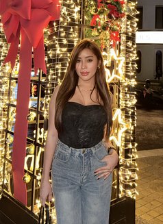 V a n a - puta in Bangkok Photo 23 of 24