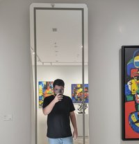 V Boom - masseur in Noida